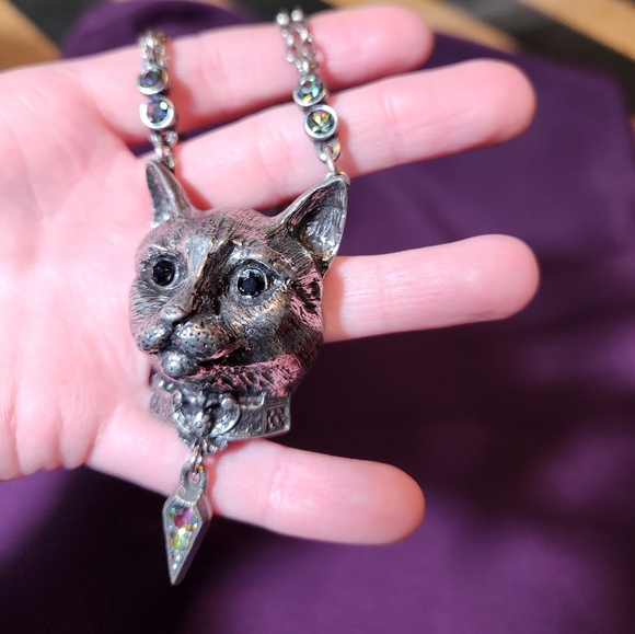 Cat Necklace by Martha Rotten - Picture 4 of 8